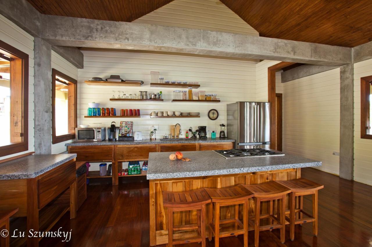 Pagua Bay House - Oceanfront Cabana'S Marigot Exterior foto